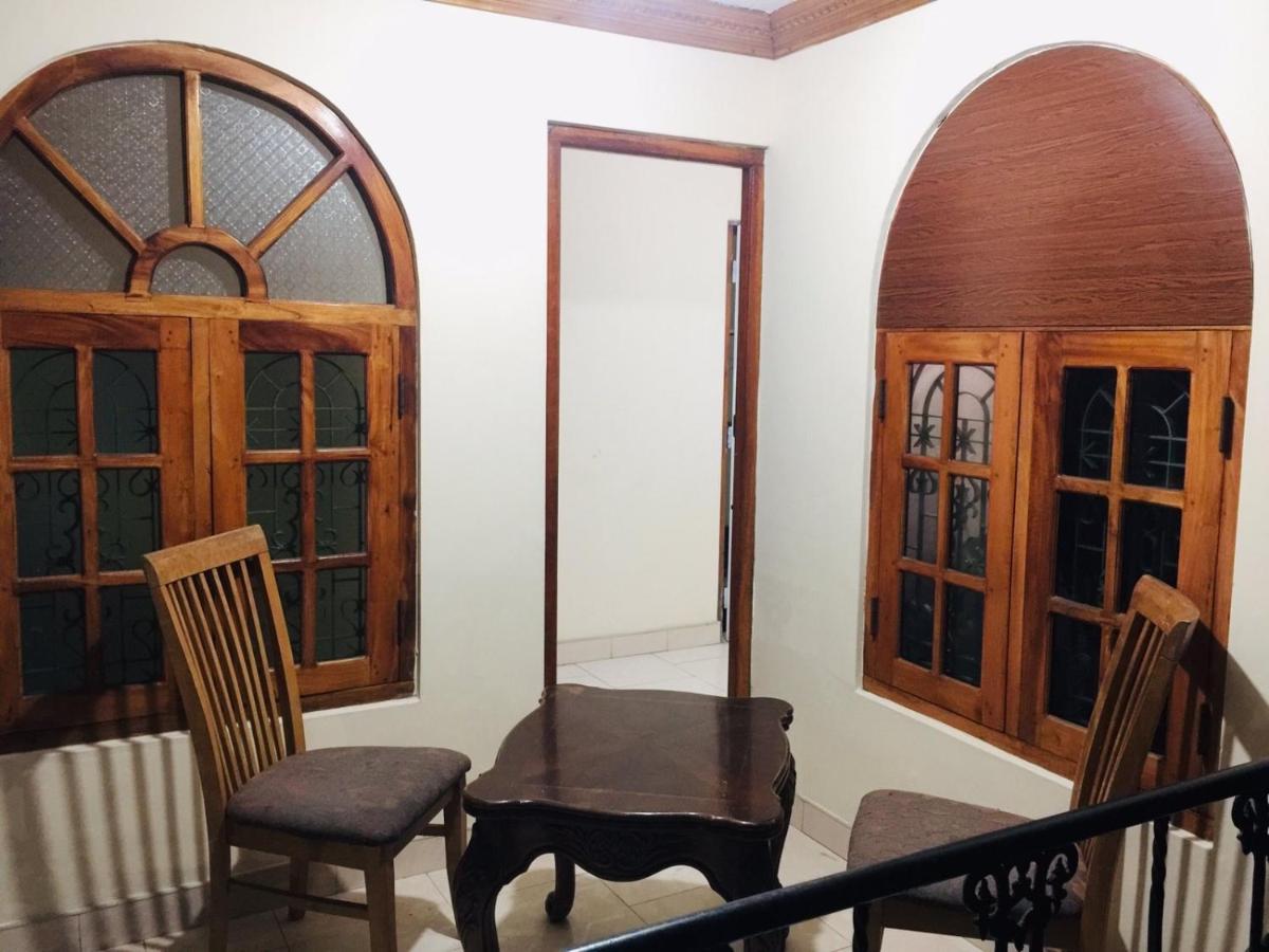Senthil Complex Hotel Джафна Екстериор снимка